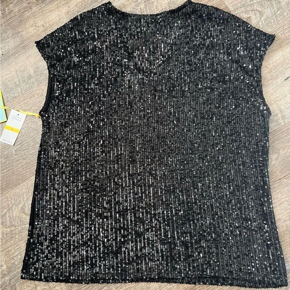 CeCe Sequined V-Neck Cap-Sleeve Black Blouse-Size Medium - Picture 2 of 7